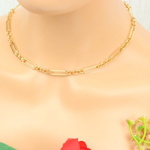 "Minimalist & Elegant Necklace Chain – Perfect for Women & Girls | UNVRC1534 - Picture 3 of 10